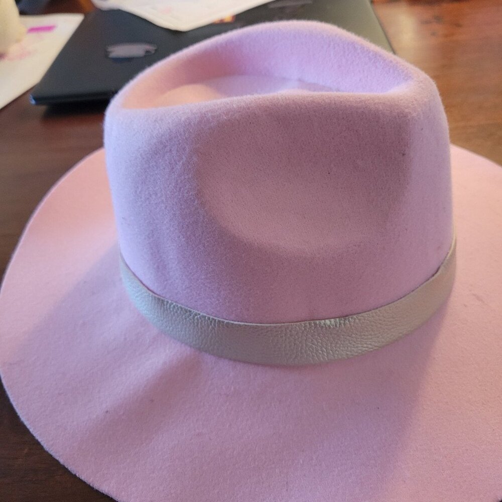 Lady Gaga Joanne World Tour Official Concert Merchandise Iconic Pink Fedora Hat. - Picture 4 of 8
